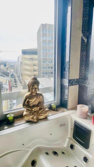 Apartment Luxe Spa-hammam Views Centre Pkg *